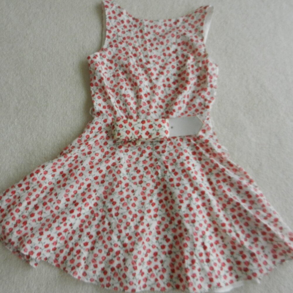 Adorable, summer sleeveless red floral dress, size 6, by MODA INT'L